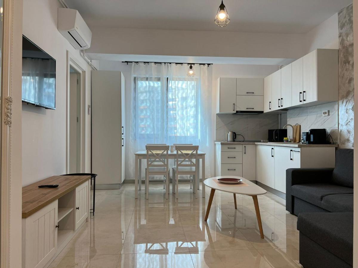 Studios & Apartments Palas By Glam At Lazar Towers Iasi Exterior foto